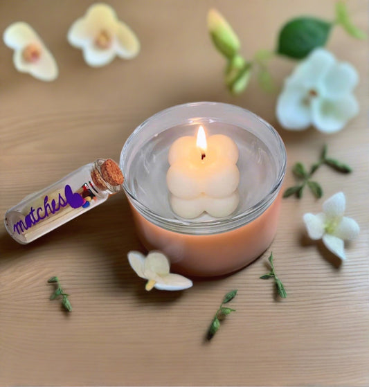 Bubble candle with provided dish 